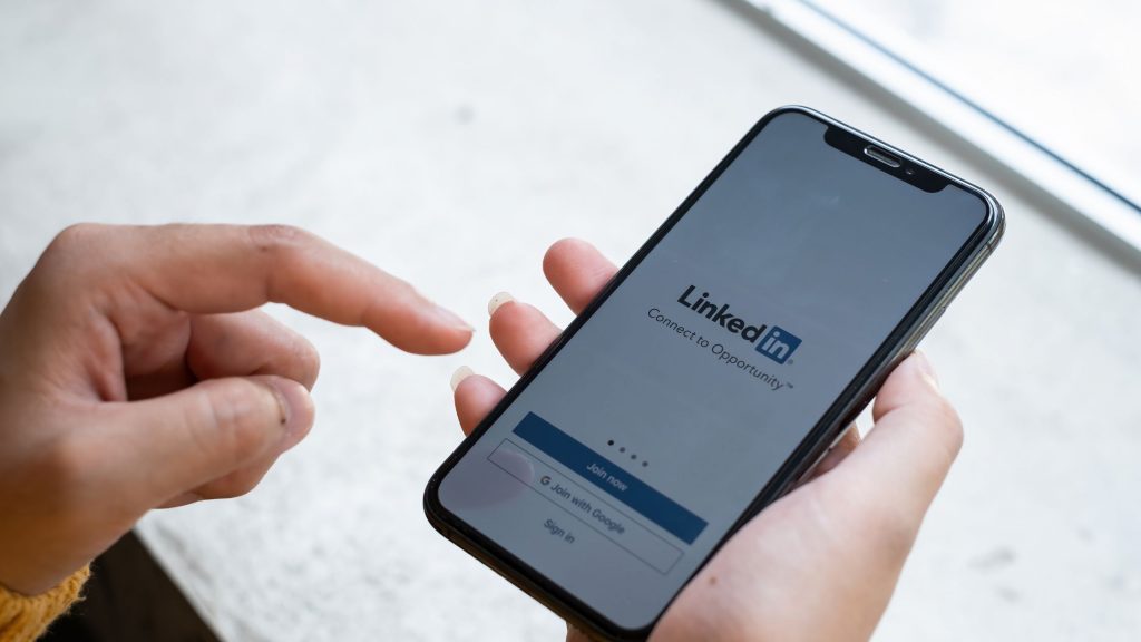 Linkedin on mobile